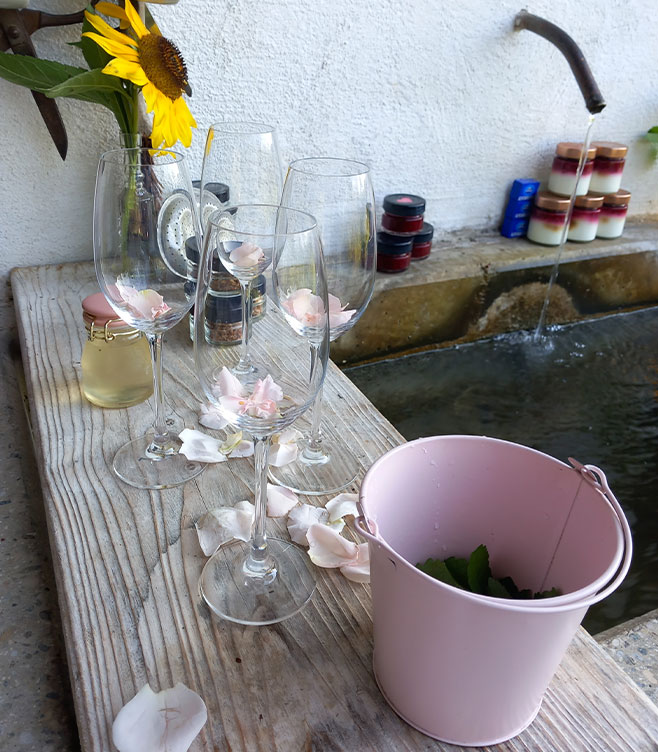 Empfang am Brunnen - Yoga & Frühstück am Bauernhof in Erl
